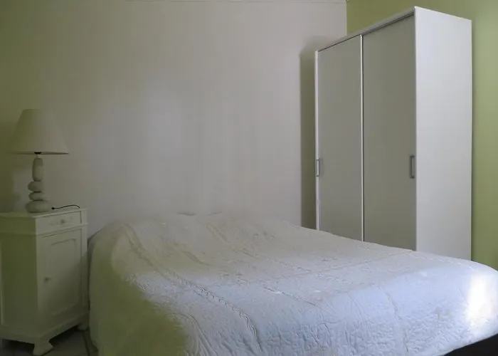 A L Oree Des Bois * Lisse